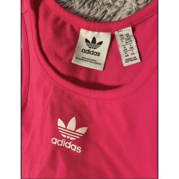 XL ADIDAS dress - Picture 4 of 5